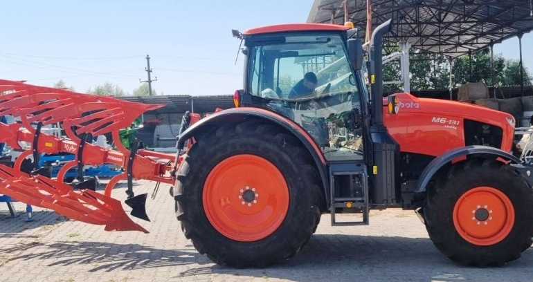 Само во Ангела Алфа Битола Kubota плуг обртач – ефикасно и сигурно решение за вас