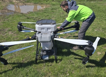 Дронови во земјоделството